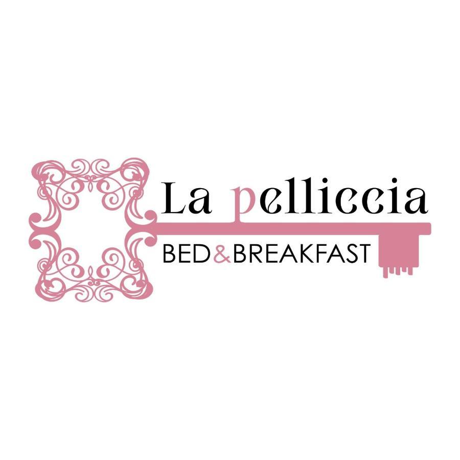 La Pelliccia Apartment Бари Екстериор снимка